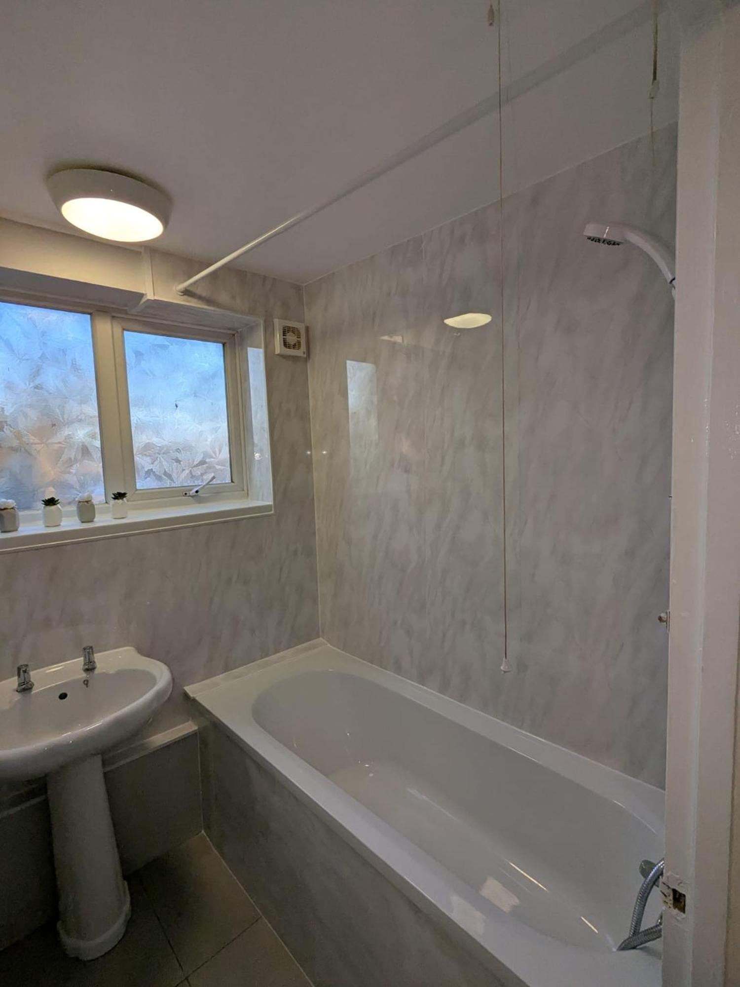 A&A Apartment Basildon Nevendon Zewnętrze zdjęcie